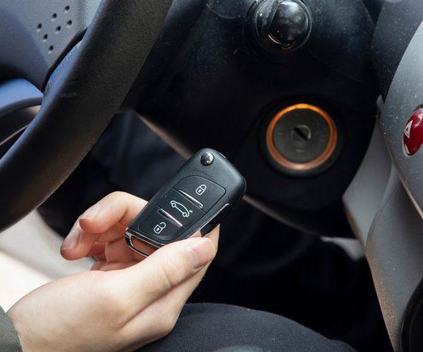 Car Locksmith in Plantation for Key Replacement Services