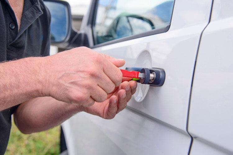emergency auto locksmith Plantation